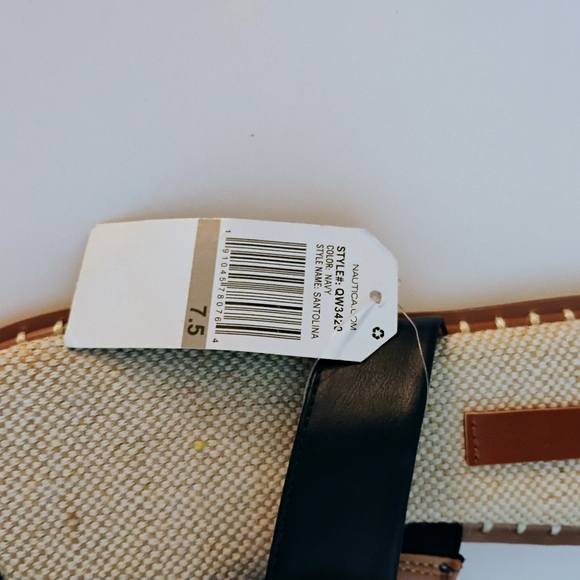 Nautica Navy  Leather Sandals – Men’s‎ 7.5 / Women’s 9 Equivalent | Beach-Ready - Picture 4 of 5